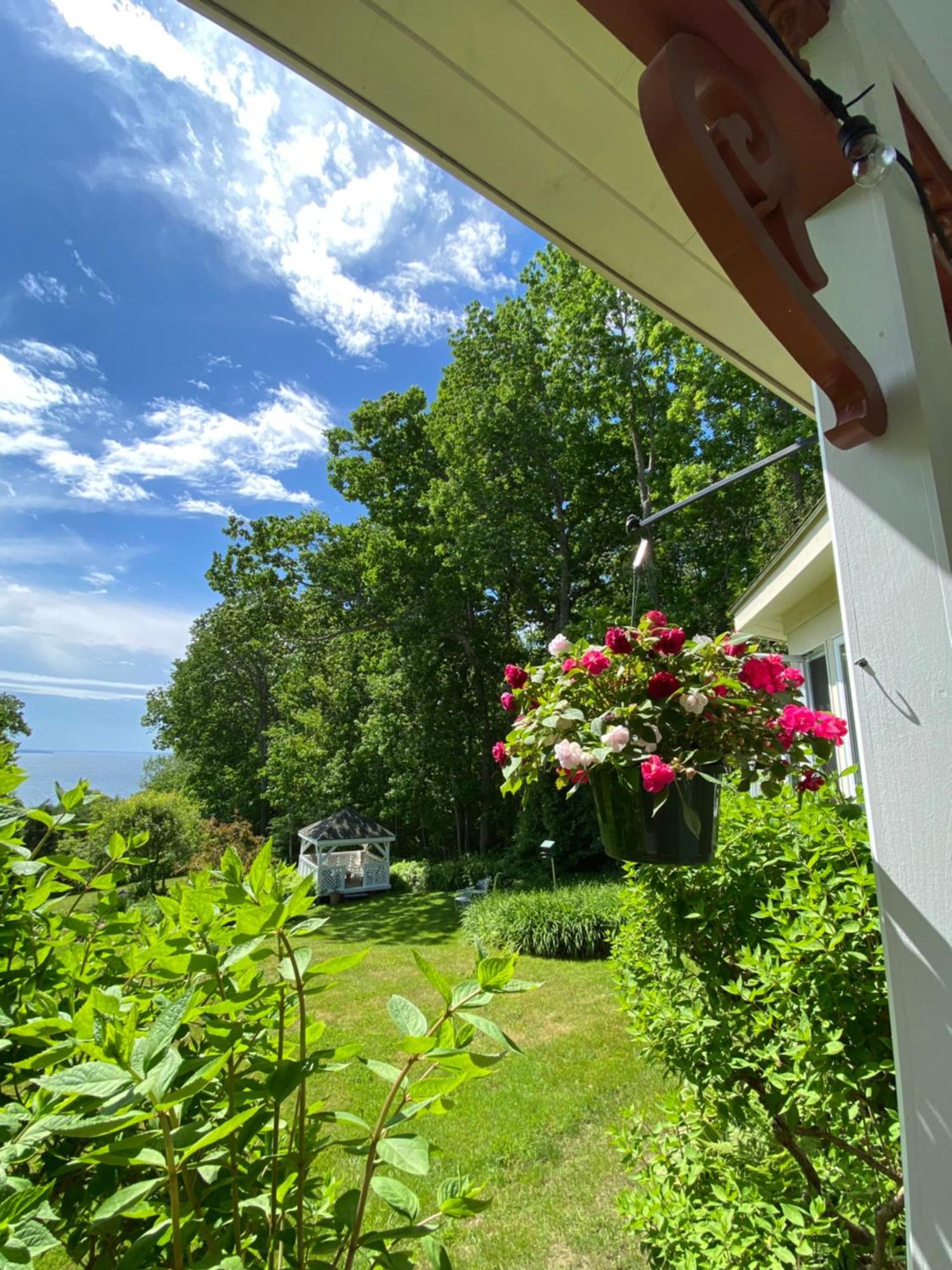 Victorian By The Sea Bed & Breakfast ลินคอล์นวิลล์ ภายนอก รูปภาพ
