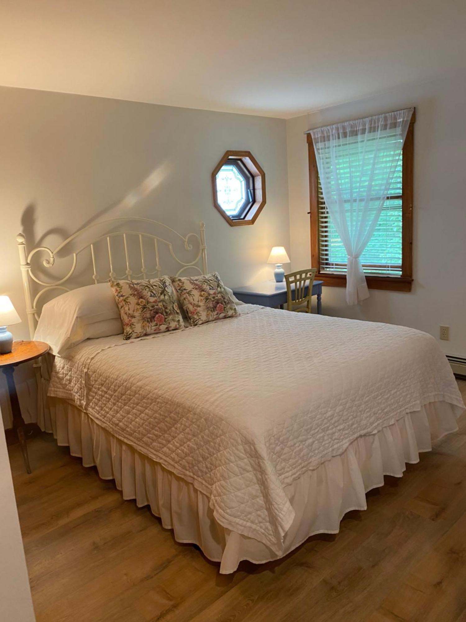 Victorian By The Sea Bed & Breakfast ลินคอล์นวิลล์ ภายนอก รูปภาพ