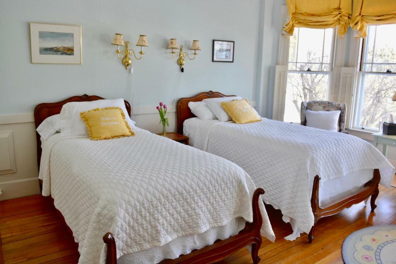 Victorian By The Sea Bed & Breakfast ลินคอล์นวิลล์ ภายนอก รูปภาพ