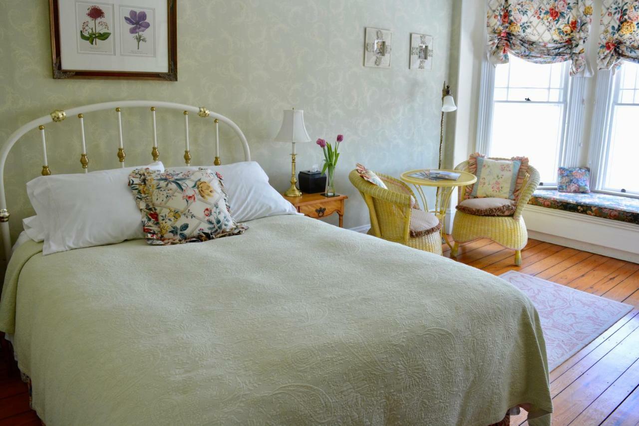 Victorian By The Sea Bed & Breakfast ลินคอล์นวิลล์ ภายนอก รูปภาพ