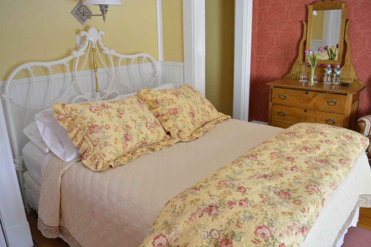 Victorian By The Sea Bed & Breakfast ลินคอล์นวิลล์ ภายนอก รูปภาพ